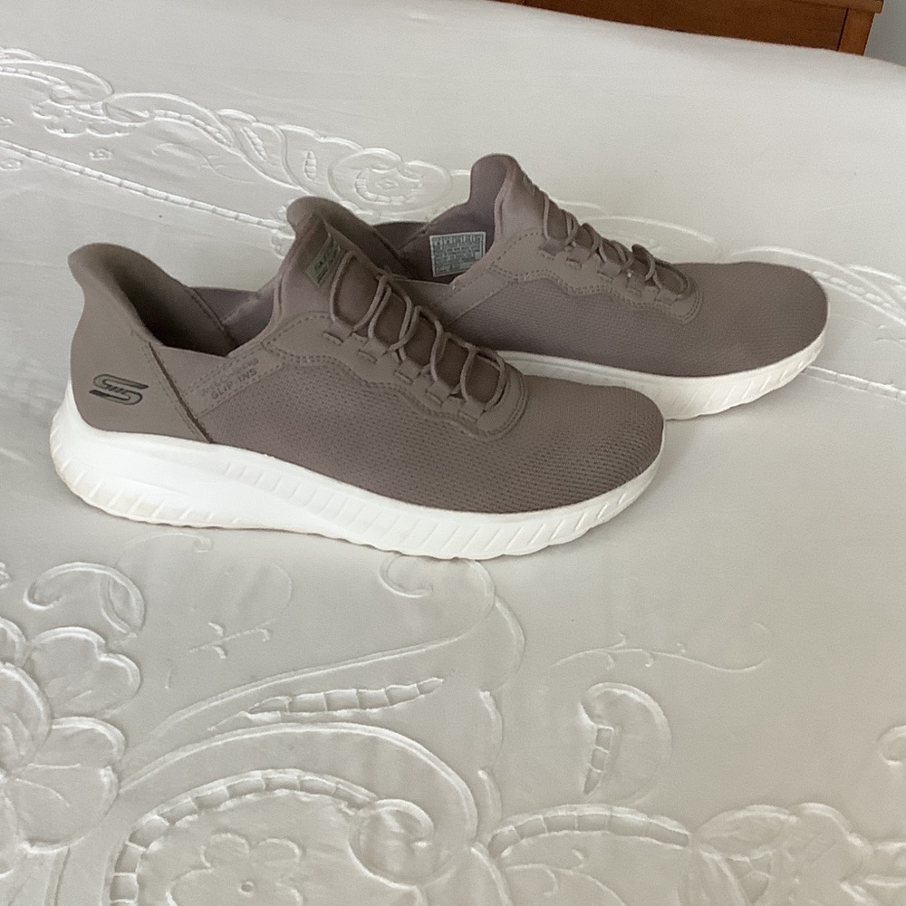 Skechers Women's Taupe Sneakers with White Sole